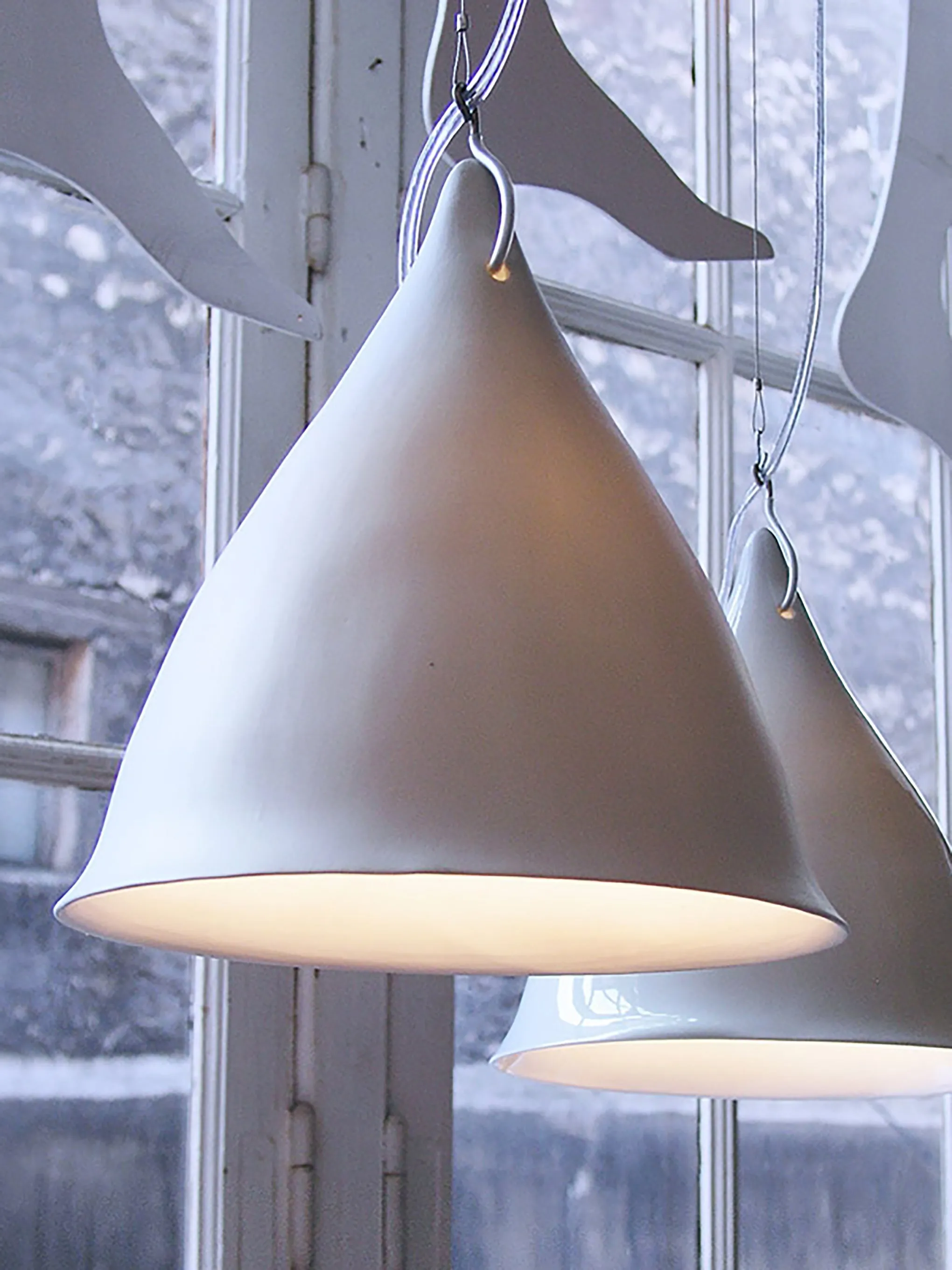 Cornet Pendant Light - Large (Matte Porcelain)