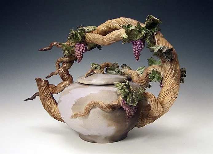 Grapevine Teapot