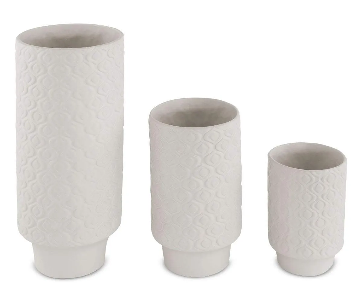 Jannik Vases