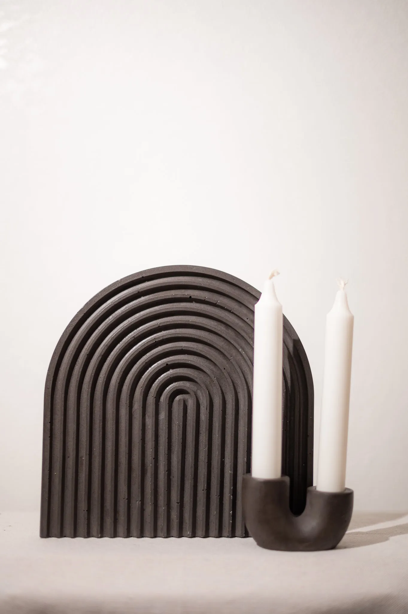 "Mediano Bveda Arch" Concrete Collection