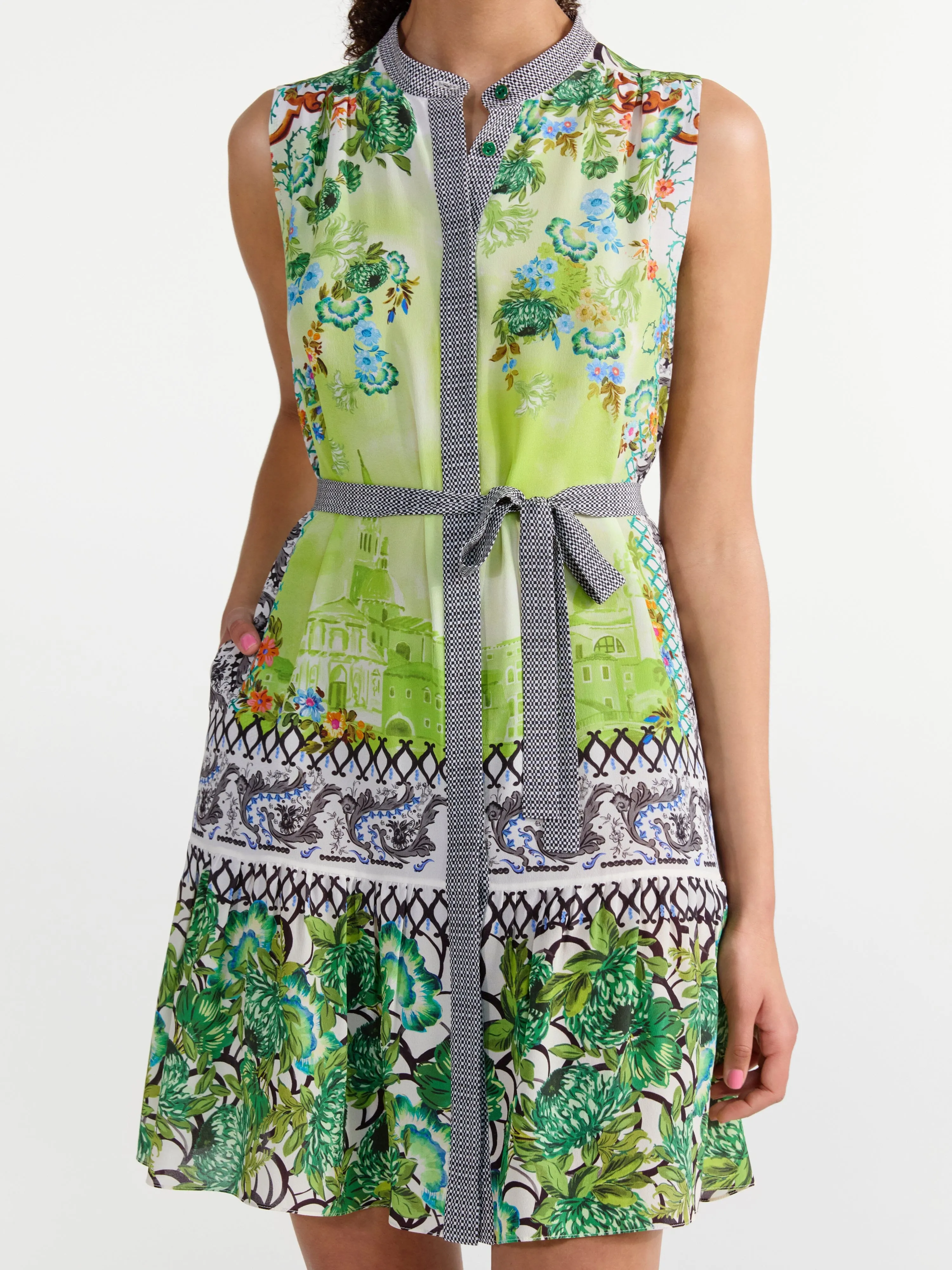 Tilly Dress in Galleria